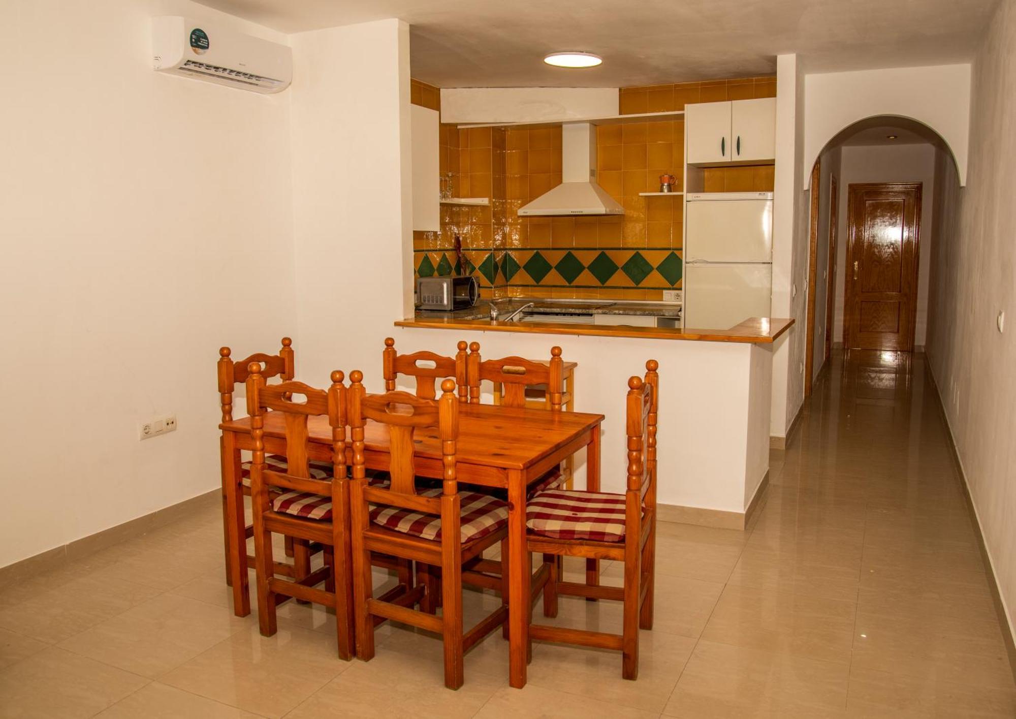 Apartamentos Catalina Турре Екстер'єр фото